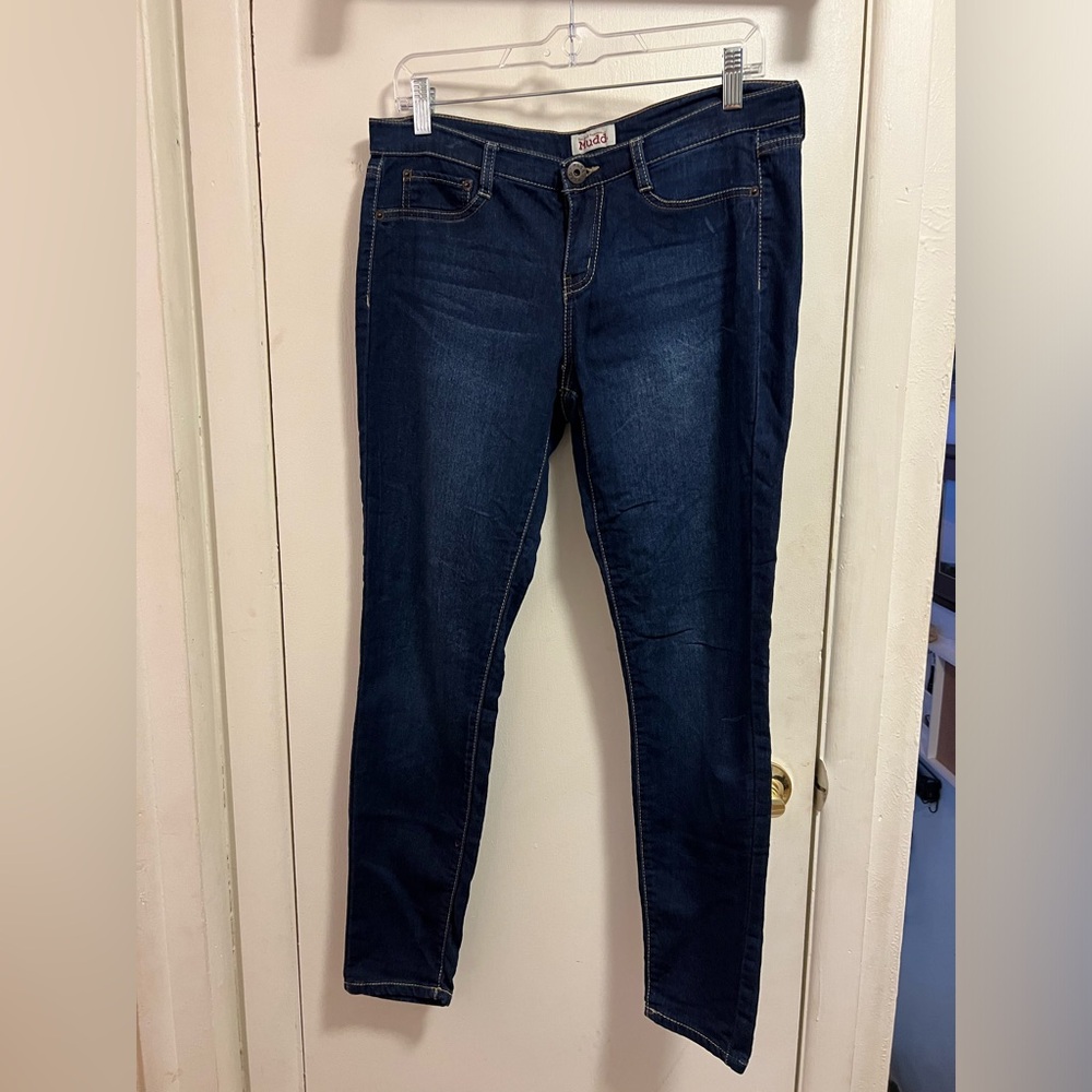 Size 11 juniors Mudd women’s dark blue skinny jeans
